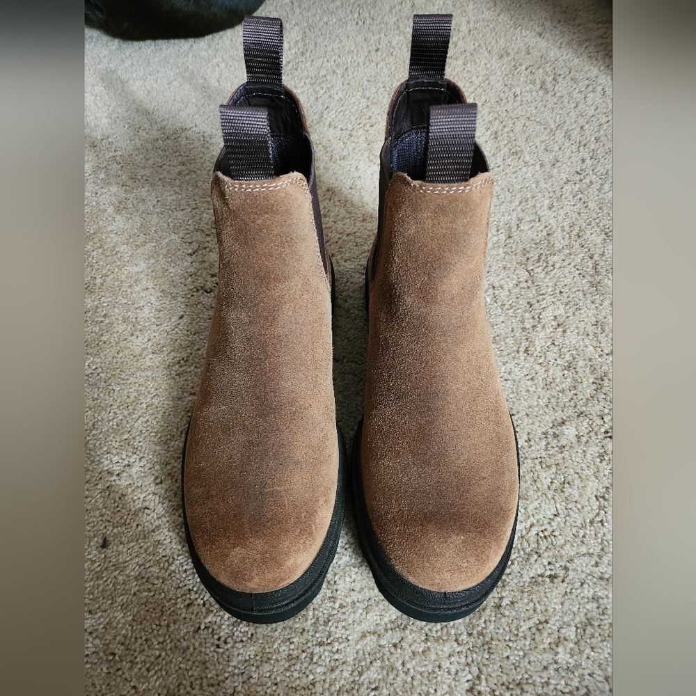 Ecco Brown Chelsea boots